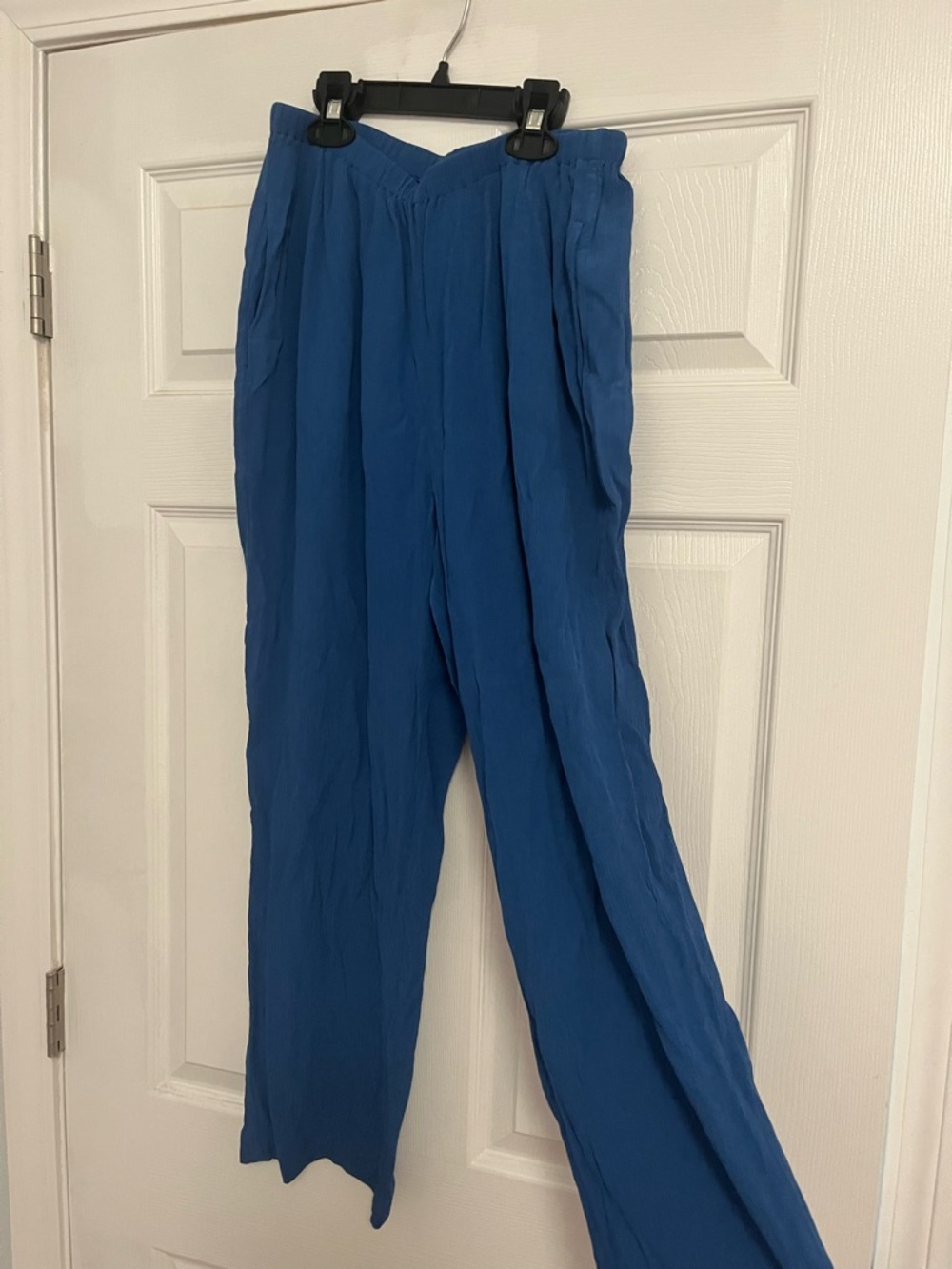 Everlane Blue Lightweight Straight Leg Pants